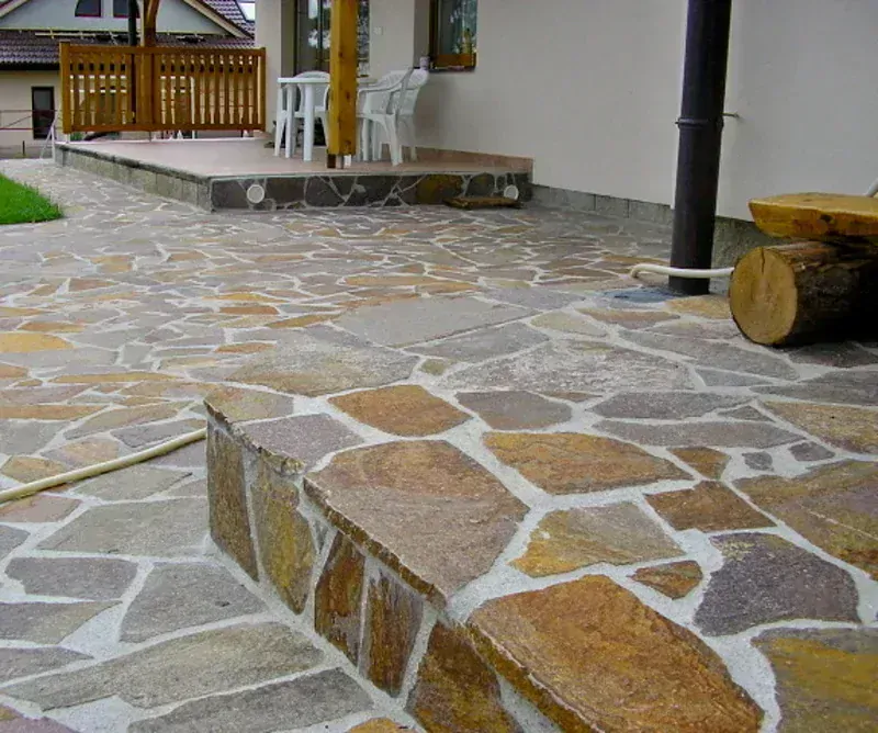 Porfyr - červenozrzavá tl. 1-3 cm